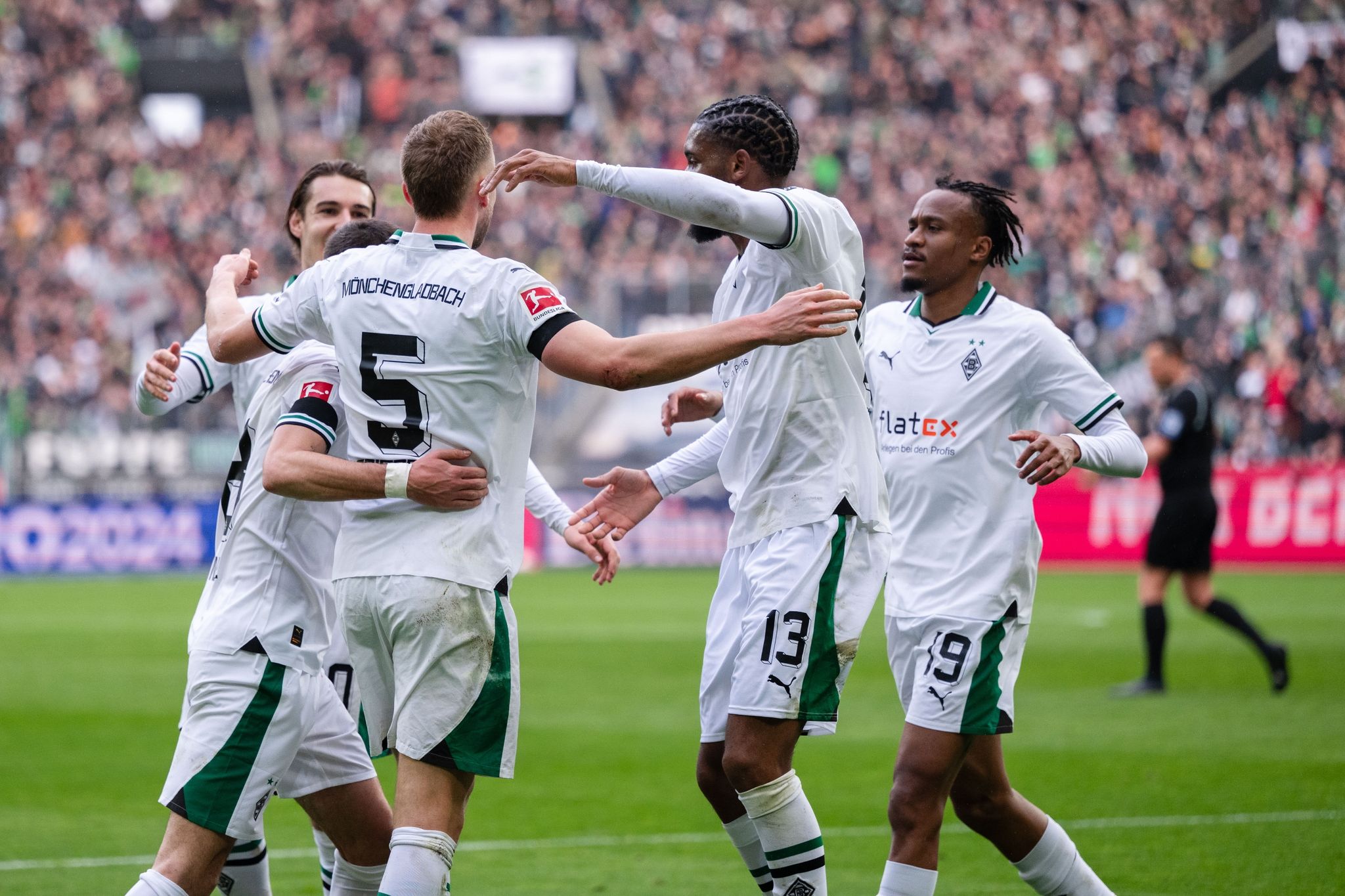 Furioser Heimerfolg: Gladbach feiert ersten Rückrundensieg