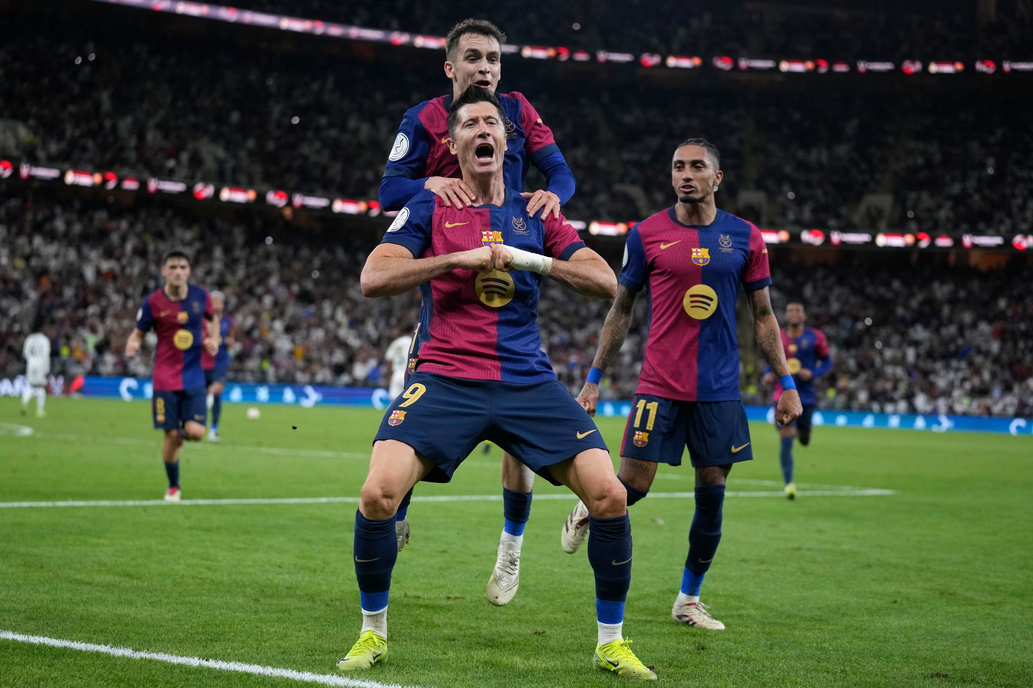 Erster Flick-Titel mit Barça: 5:2 in irrem Clásico