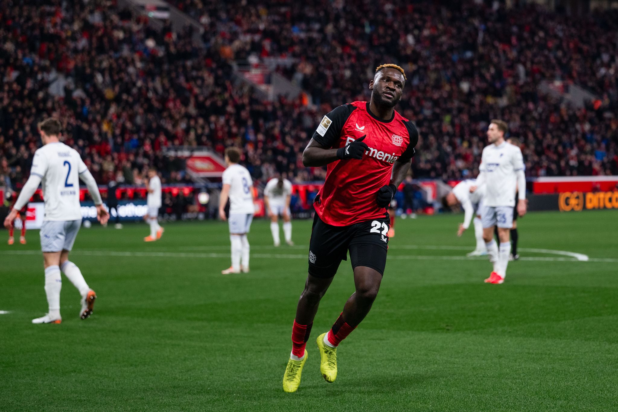 Kapitän Hradecky über Boniface: «Hat Respekt von uns allen»