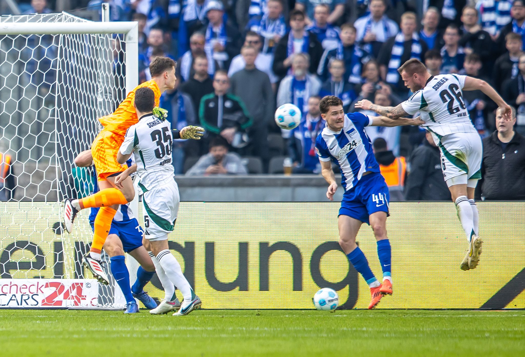 Schalker Auswärtspremiere: Nächster Tiefschlag für Hertha